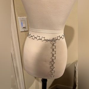 Brandy Melville Silver star shaped chain belt